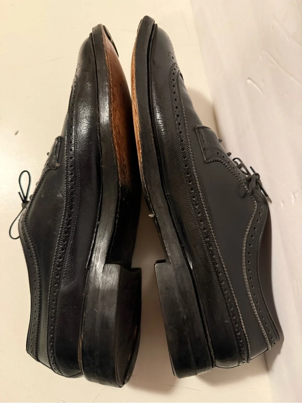 VTG 1967 Florsheim Imperial  Black Long Wing Wingtips 12 B Cat’s Paw Heels .